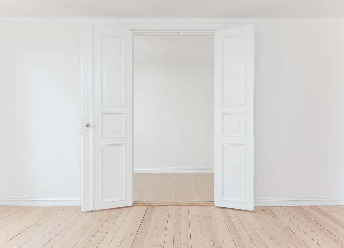 Common Mistakes to Avoid When Cleaning Wooden Floorboards
